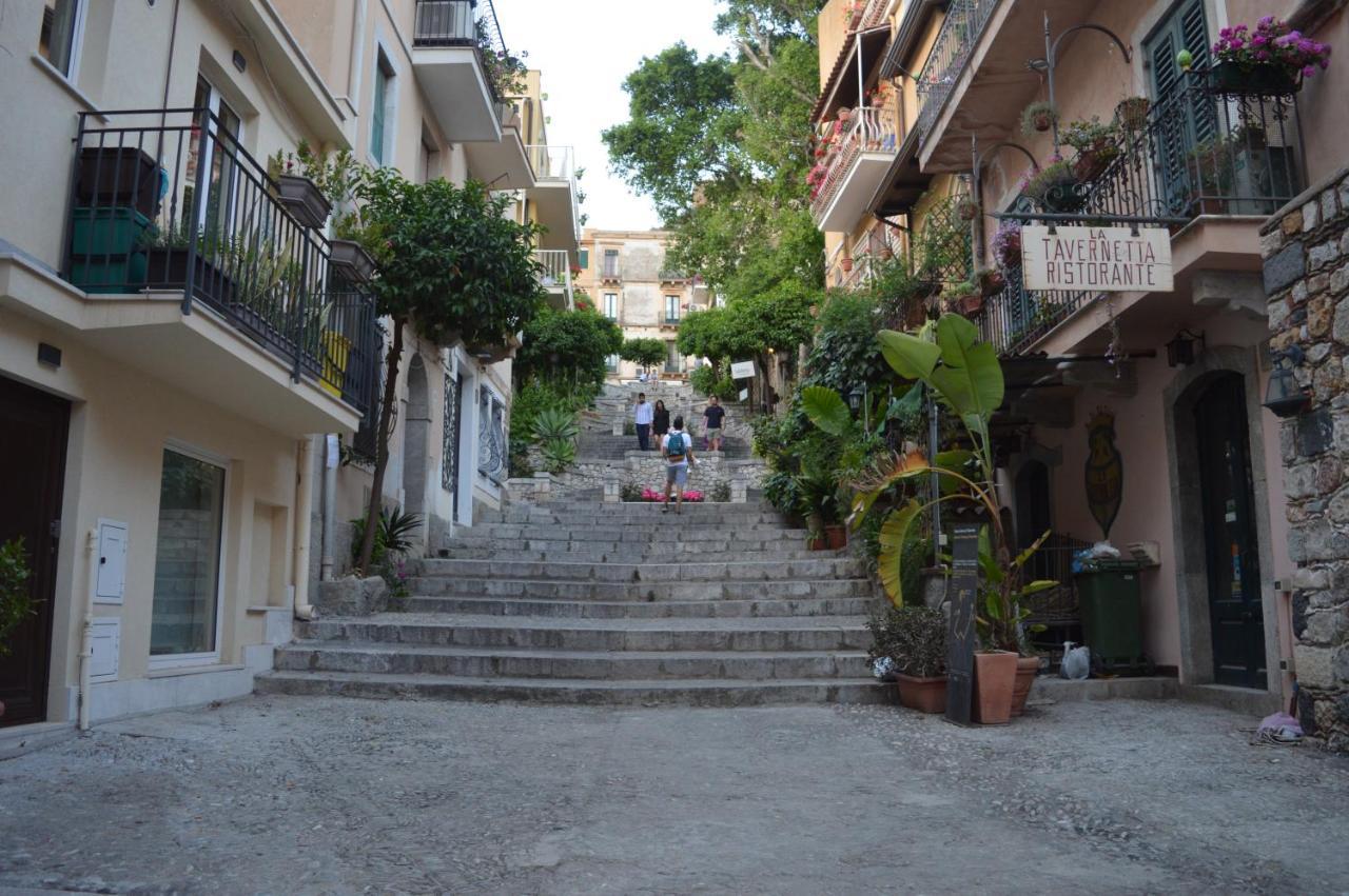 La Jacaranda Rooms Taormina Ngoại thất bức ảnh